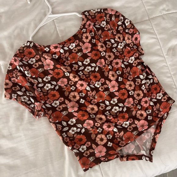 floral crop top - Picture 5 of 5